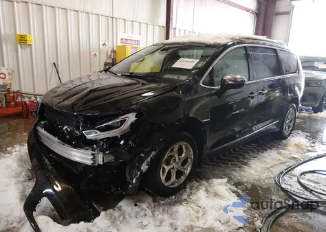 2021 Chrysler Pacifica Limited Awd z USA, uszkodzony, nr VIN 2C4RC3GG5MR595250